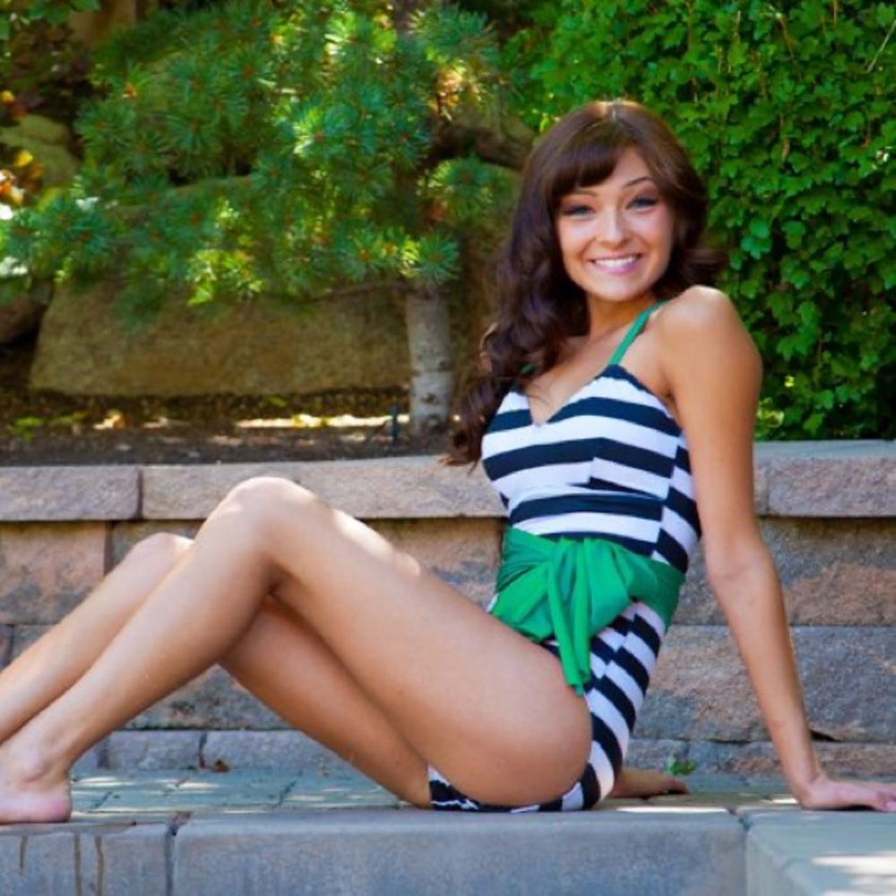 Albion jawdropper one piece swimsuit in emerald green